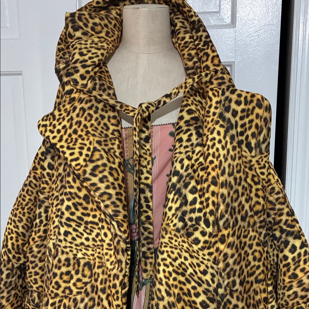 Norma Kamali Leopard Sleeping Bag Coat - Picture 5 of 6